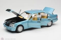 KUSURLU 1:18 Norev 1997 Mercedes Benz S500 W140
