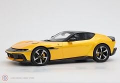 1:18 BBR 2024 Ferrari 12 CILINDRI COUPE V12 830cv  - CON VETRINA - WITH SHOWCASE
