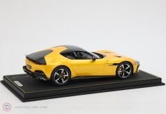 1:18 BBR 2024 Ferrari 12 CILINDRI COUPE V12 830cv  - CON VETRINA - WITH SHOWCASE