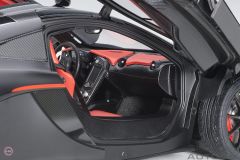 ÖZEL FİYAT 1:12 2013 McLaren P1 (Matt Black)