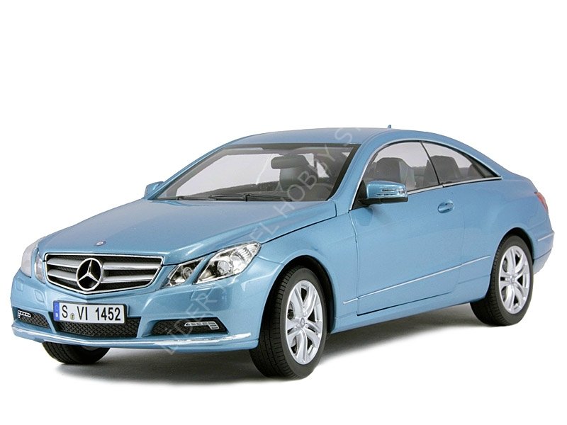 Norev - 1:18 2009 Mercedes Benz E Class Coupe C207 - 5.825,07 TL