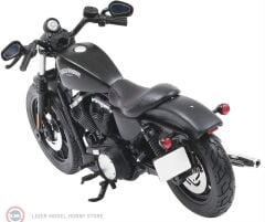 1:18 Maisto 2014 Harley Davidson Sportster Iron 883