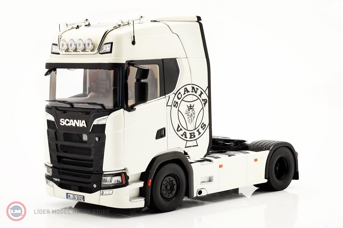 1:18 2017 Scania V8 730S Beyaz