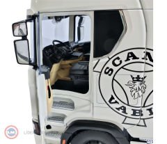 1:18 2017 Scania V8 730S Beyaz