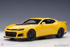 1:18 2017 Chevrolet Camaro ZL1 2017 (Bright Yellow)