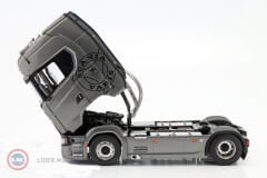 1:18 2017 Scania V8 730S Gri