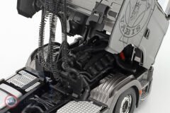 1:18 2017 Scania V8 730S Gri