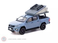 1:64 Tarmac Works Toyota Hilux, grau