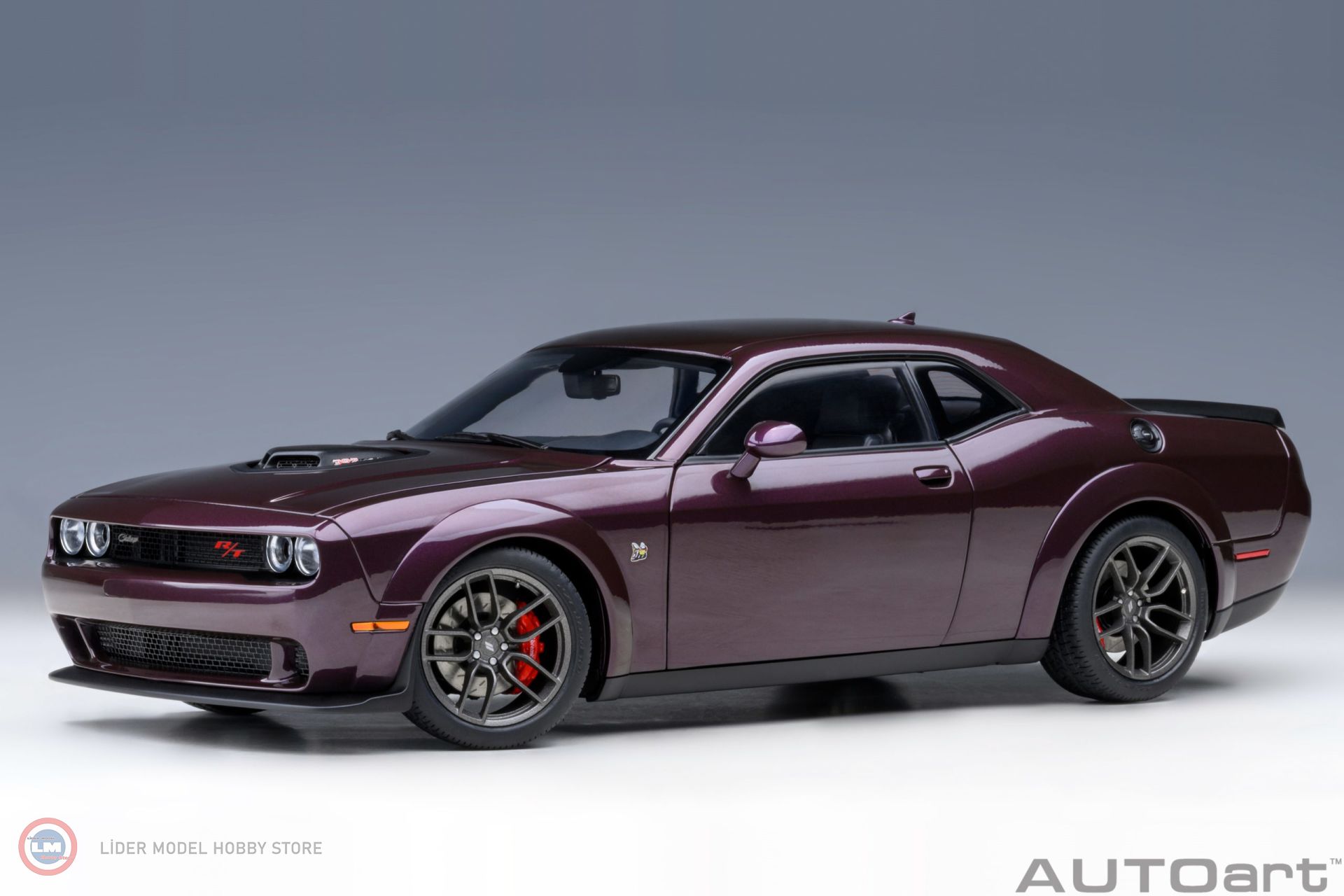 1:18 Autoart 2022 Dodge Challenger RT SCAT PACK SHAKER WIDEBODY (hellraisin)