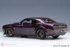 1:18 Autoart 2022 Dodge Challenger RT SCAT PACK SHAKER WIDEBODY (hellraisin)