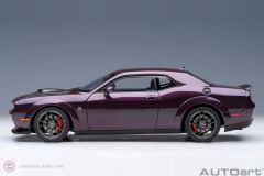 1:18 Autoart 2022 Dodge Challenger RT SCAT PACK SHAKER WIDEBODY (hellraisin)
