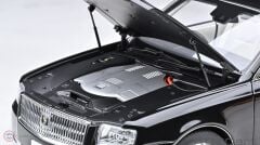 1:18 Autoart 2022 Toyota Century Convertible