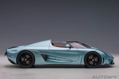 1:18 Autoart 2016 Koenigsegg Regera (Horizon Blue)