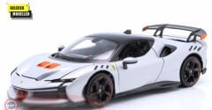 1:18 Burago 2024 Ferrari SF90XX STRADALE - BIANCO ARTICO