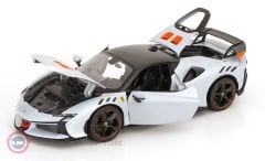 1:18 Burago 2024 Ferrari SF90XX STRADALE - BIANCO ARTICO