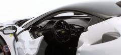 1:18 Burago 2024 Ferrari SF90XX STRADALE - BIANCO ARTICO