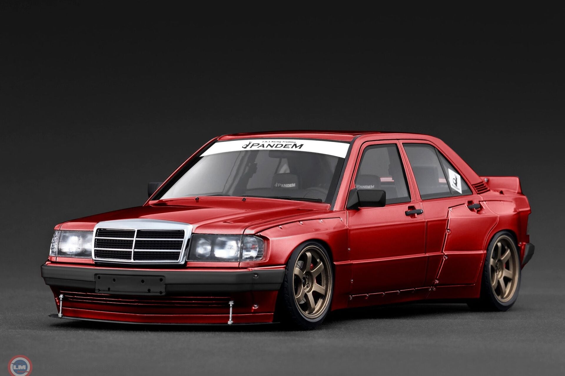 1:18 Ignition Model Mercedes Benz Pandem 190