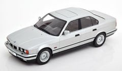 1:18 1992 BMW 5er (E34)