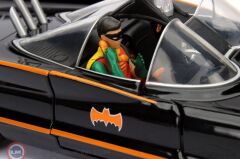 1:24 1966 Batmobile Batman & Robin Figür