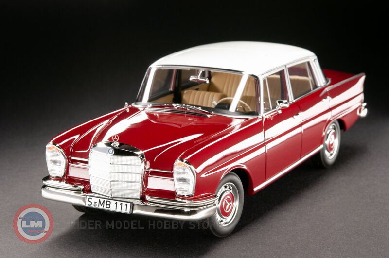 1:18 1965 Mercedes Benz 220 S Heckflosse W111