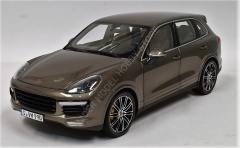 1:18 2013 Porsche Cayenne Turbo S