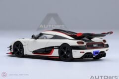 1:64 Autoart Koenigsegg One1 (Pebble WhiteCarbon)
