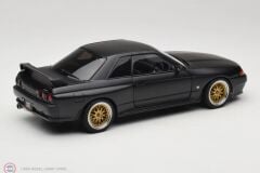 1:18 Autoart 1993 Nissan Skyline GT-R R32 V-Spec II Tuned Version