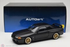 1:18 Autoart 1993 Nissan Skyline GT-R R32 V-Spec II Tuned Version