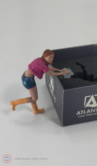 1:18  Atlantic Diorama Yıkamacı Kız Figürü 1