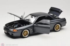 1:18 Autoart 1993 Nissan Skyline GT-R R32 V-Spec II Tuned Version