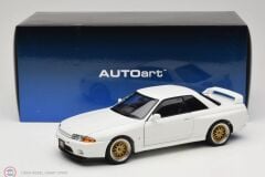 1:18 Autoart 1993 Nissan Skyline GT-R R32 V-Spec II Tuned Version