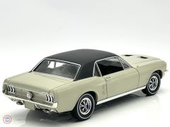 1:18 1967 Ford Mustang Coupe She Country Special