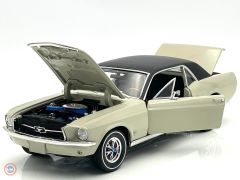1:18 1967 Ford Mustang Coupe She Country Special