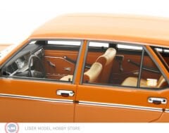 1:18 Laudo Racing 1974 Fiat 131 1600 Mirafiori Familiare Special Arancione Scuro