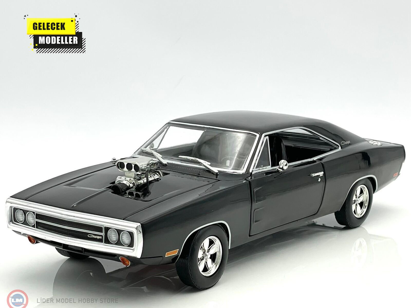1:18 Greenlight 1970 Dodge Charger with Blown Engine