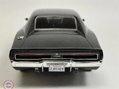 1:18 Greenlight 1970 Dodge Charger with Blown Engine
