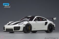 1:18 2017 Porsche 911 (991.2) GT2 RS Beyaz