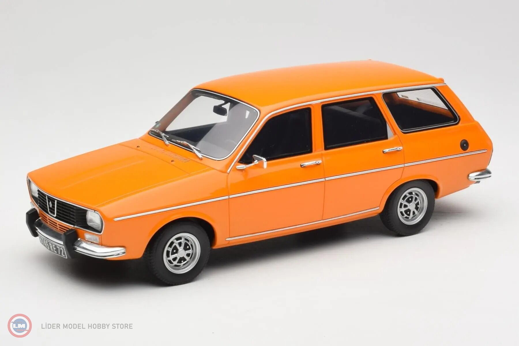 1:18 Otto 1975 Renault 12 TS Break Orange