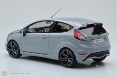 1:18 2016 Ford Fiesta ST200