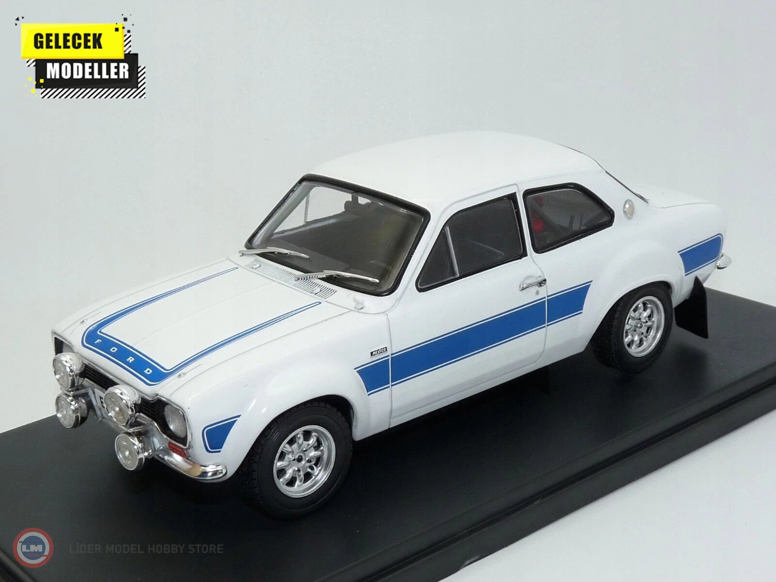 1:24 WhiteBox 1973 Ford Escort MK I RS 2000