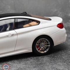 1:18 Paragon BMW M4 F82