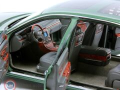 1:18 Autoart Maybach 62 LWB - Ireland Green