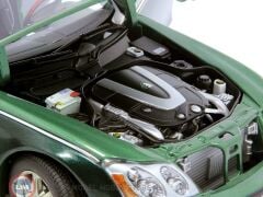 1:18 Autoart Maybach 62 LWB - Ireland Green