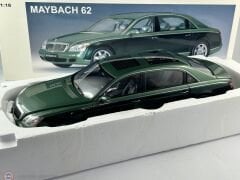 1:18 Autoart Maybach 62 LWB - Ireland Green