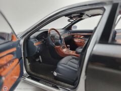 1:18 Autoart Maybach 62 LWB Grey Black