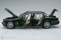 1:18 2003 JAGUAR XJ6 (X350)