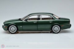 1:18 2003 JAGUAR XJ6 (X350)