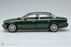 1:18 2003 JAGUAR XJ6 (X350)