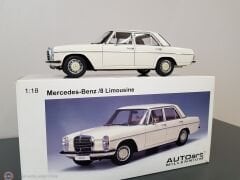 1:18 Autoart 1968 Mercedes Benz 220D W115