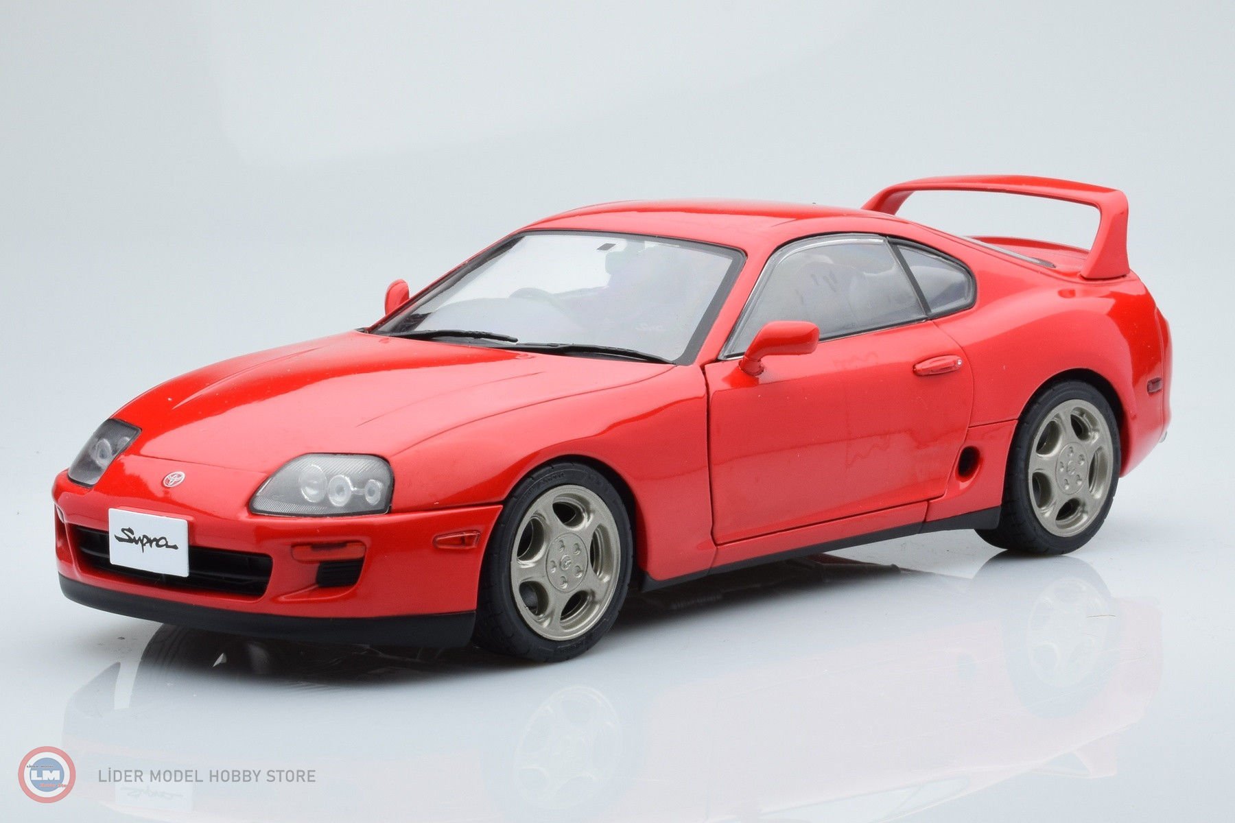 1:18 1993 Toyota Supra MK4
